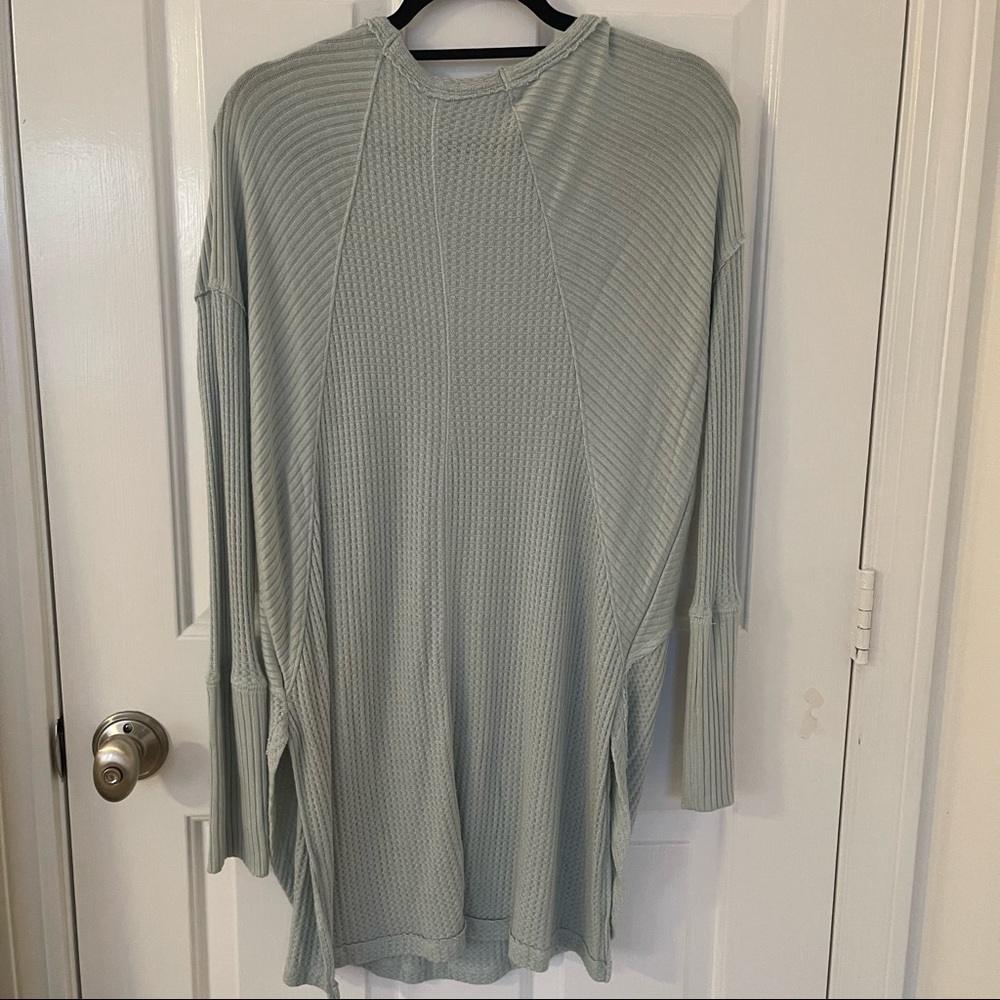 🎉HP🎉 NWOT Free People light blue Catalina thermal long sleeve T-shirt - Picture 5 of 16